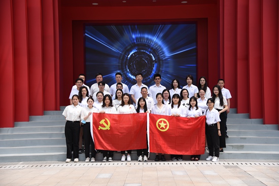 ��ʨ�����(�й�)���޹�˾-Official website